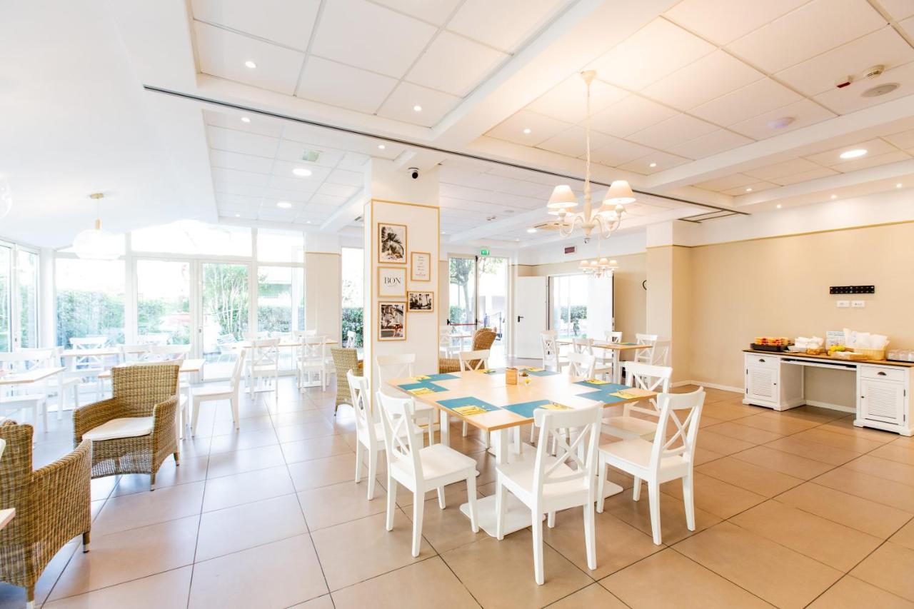 Beyou Hotel Villa Rosa Риччоне Экстерьер фото